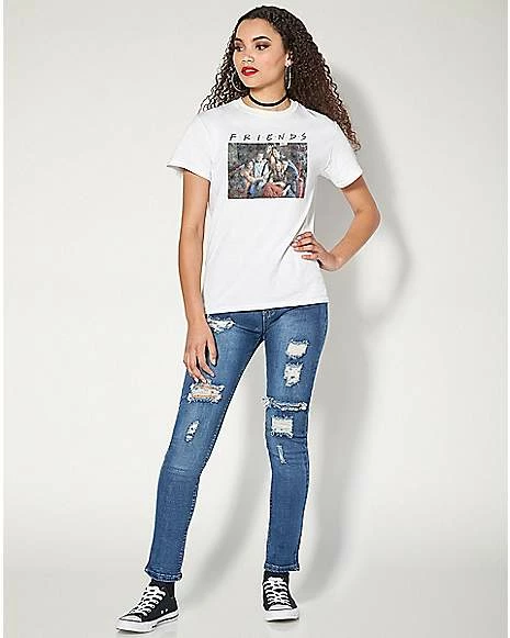 Best Pirce 💯 Friends Group Photo T 👕 Shirt 😀 5 Best Pirce 💯 Friends Group Photo T 👕 Shirt 😀 - Image 3