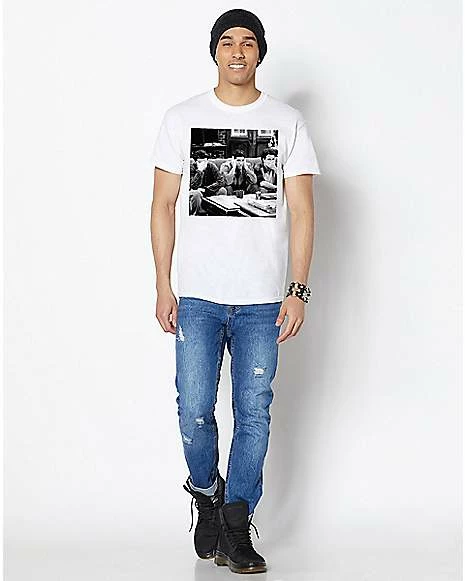 Top 10 โ๏ธ Three Wise Guys Couch Photo T ๐ Shirt - Friends ๐ 9 Top 10 โ๏ธ Three Wise Guys Couch Photo T ๐ Shirt - Friends ๐ - Image 7